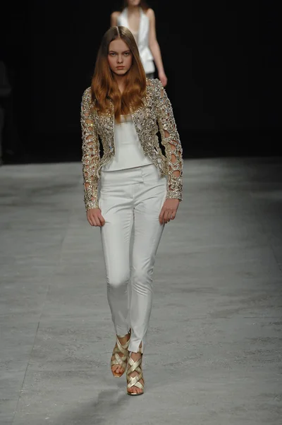 Look 17